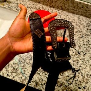 BB Simon belt. Size 48. Brand new